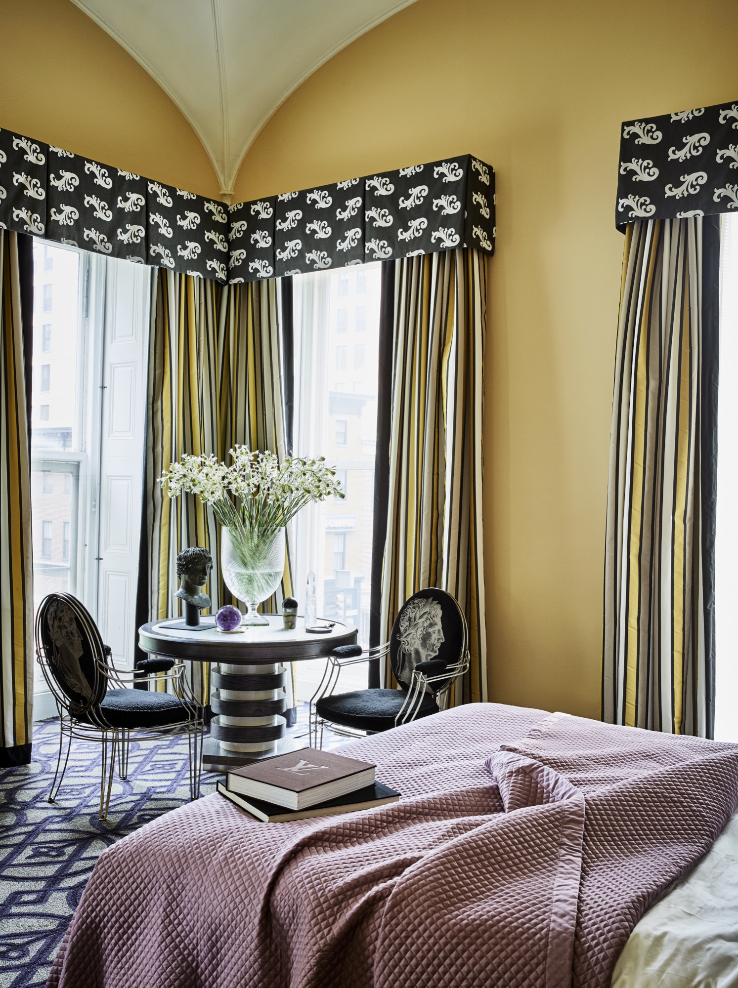 Monaco DC — interior photo 6 of 9
