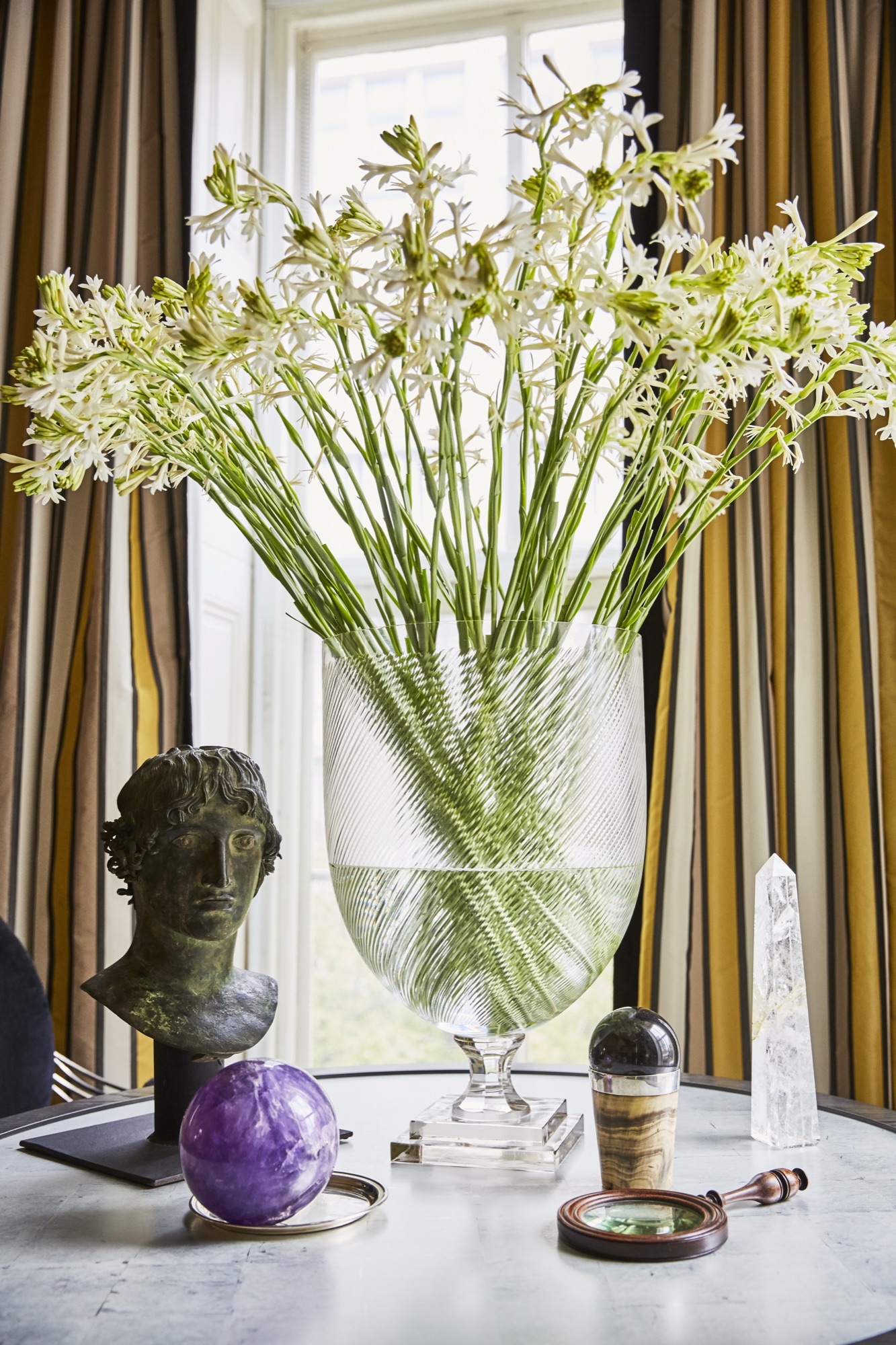 Monaco DC — interior photo 7 of 9